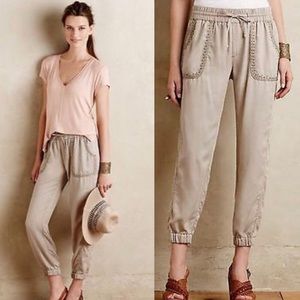 Anthropologie HEI HEI Joggers 💛